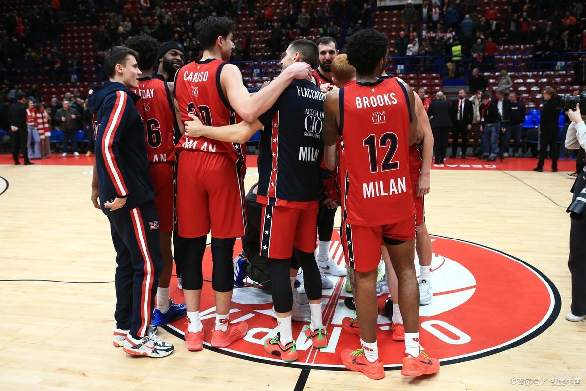 火箭全队上演绝地反击，取得胜利的简单介绍