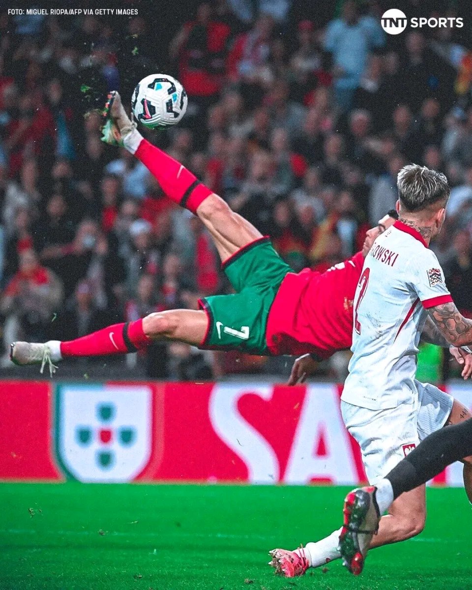 C罗在法国队比赛中绝杀,战术调整引发热议!